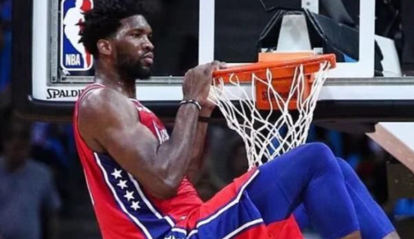  约基奇蝉联常规赛MVP创中锋历史纪录  