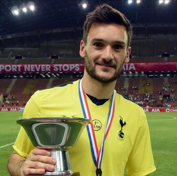  法甲年度最佳阵容巴黎独占七席  