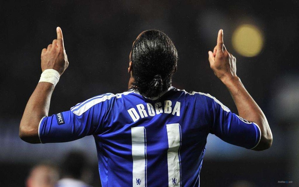 18, 波鸿后卫乌龙助攻葬送好局引发球迷抗议  